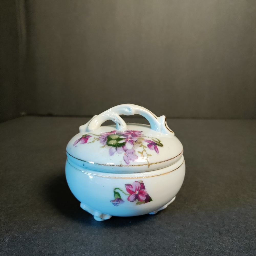 Vintage TRINKET DISH⭐